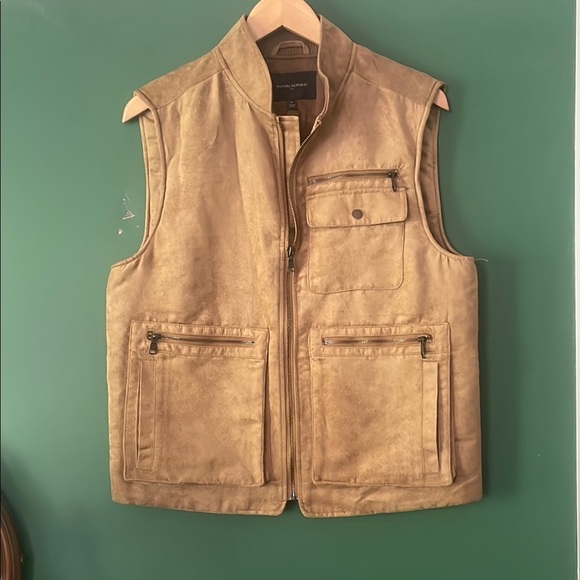 Banana Republic Men's S Brown Faux Suede Vest NWT Fall Layering Soft - Picture 1 of 13